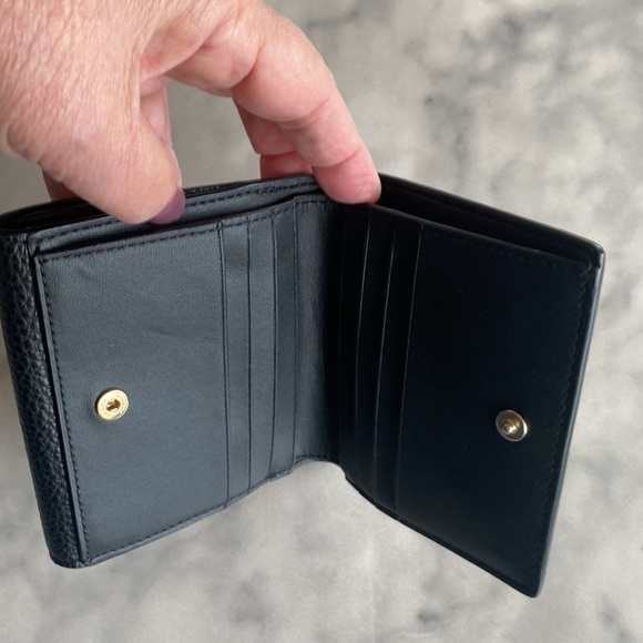 Coach Georgie Wallet - Picture 7 of 8